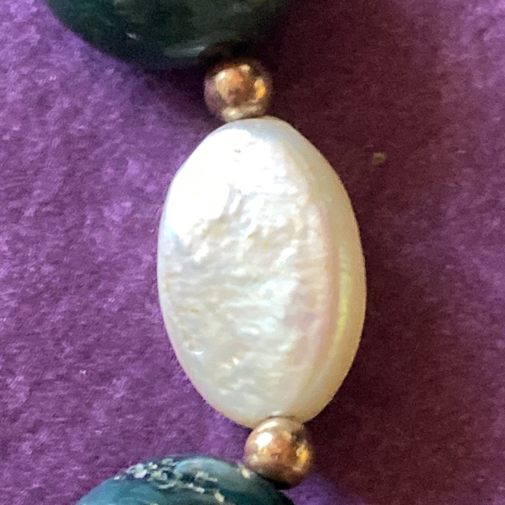 Flat genuine pearls and semi precious stone vintage bracelet